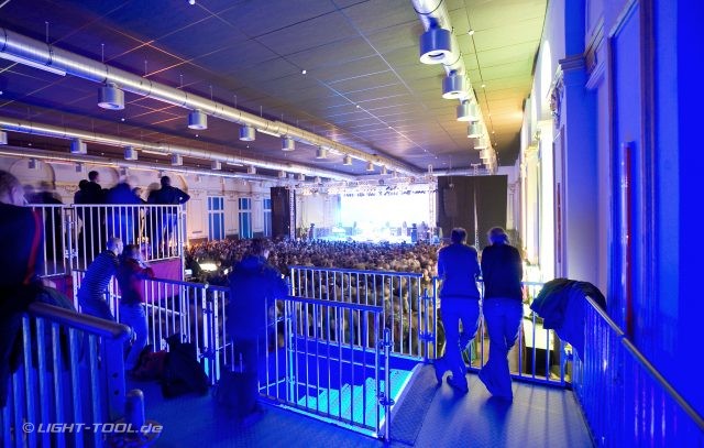 LED-Ambiente- und Tribünenbeleuchtung Huxleys Neue Welt Berlin